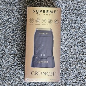Supreme Crunch Trimmer in Black and Gold